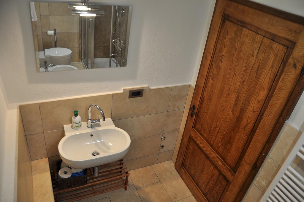 Podere Casorbica Guest House Кортона Екстериор снимка